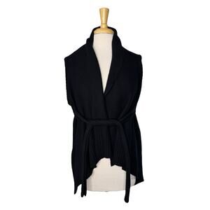 BRYN WALKER *NEW* Wool Kurum Vest in Black Size Medium Angora Cashmere Sweater